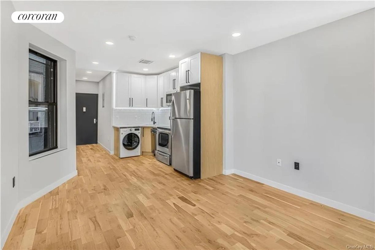 Foto principal - 555 E 137th St