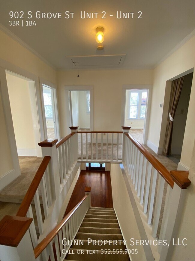 Foto del edificio - 902 S Grove St Apartment 2nd floor