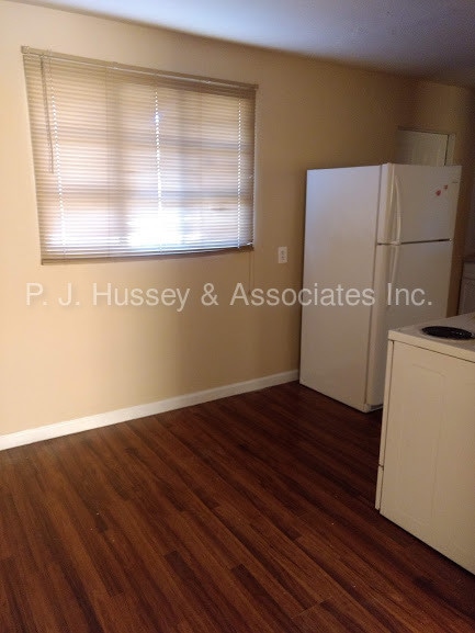 Building Photo - 3402 E Willetta St Unit 3410