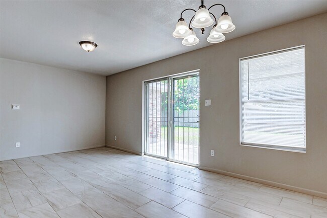 Foto del edificio - 5318 Botany Ln