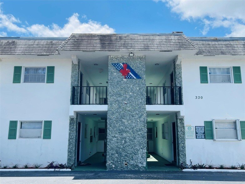 Foto principal - 320 SW 1st St