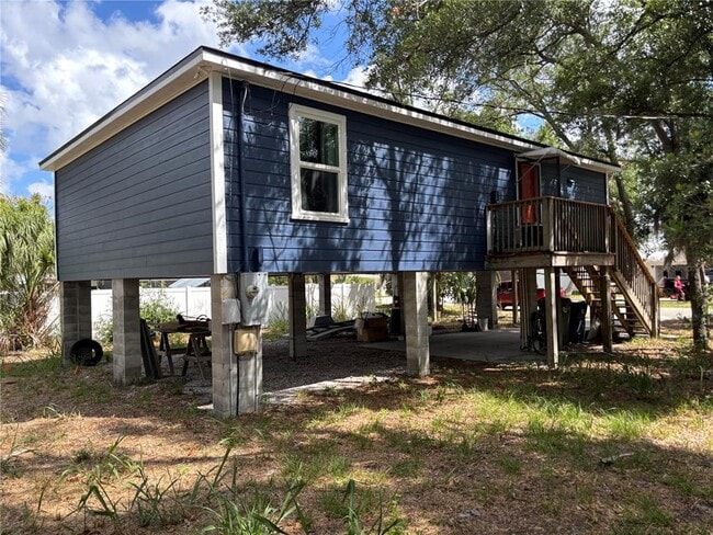 Building Photo - 716 Tropical Dr