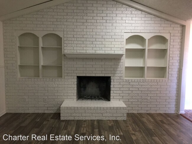 Building Photo - 1713 Forest Trail