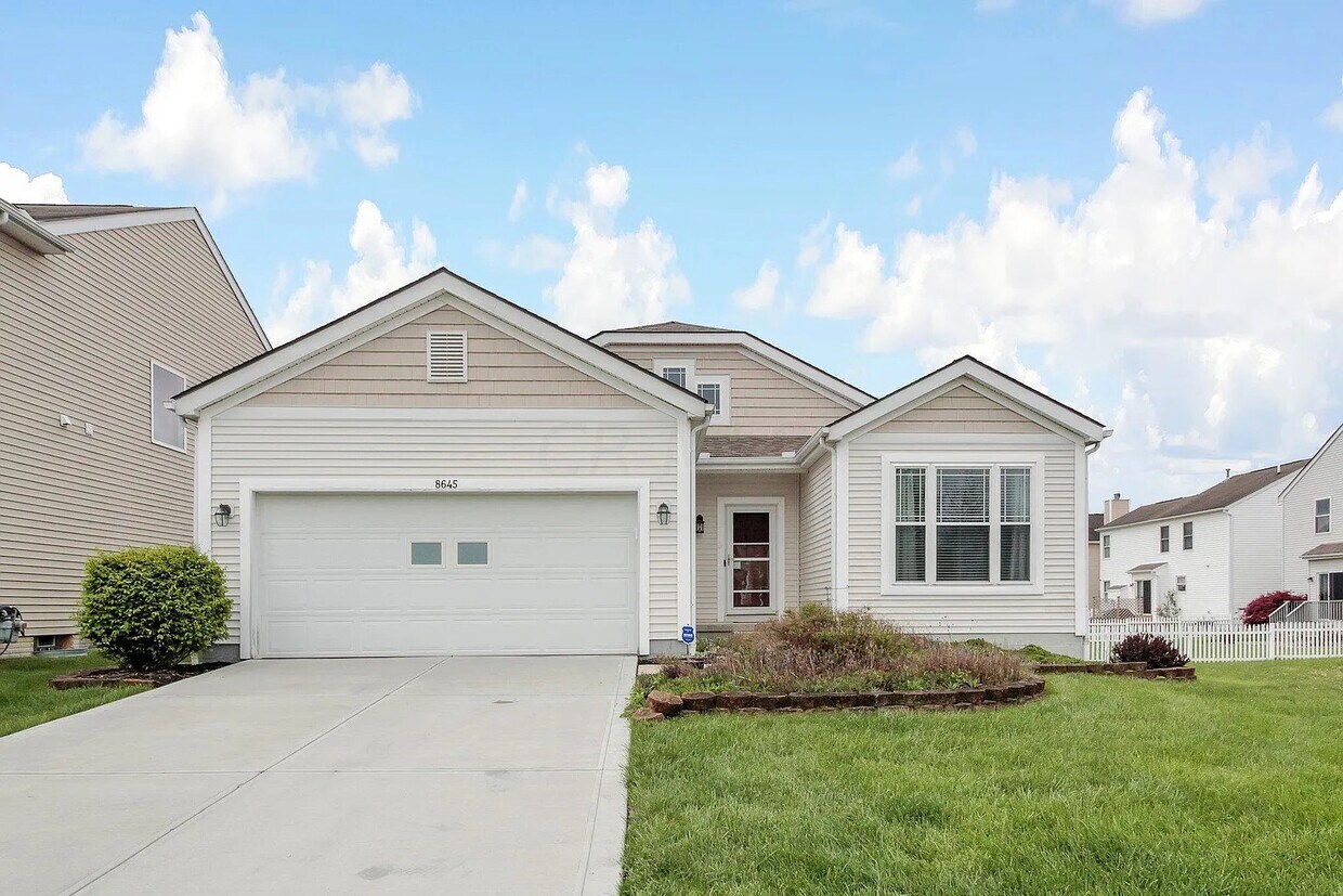 8645 Brenstuhl Park Dr, Blacklick, OH 43004 House Rental in Blacklick