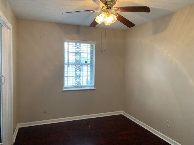 Foto del edificio - 4879 Horn Lake Rd