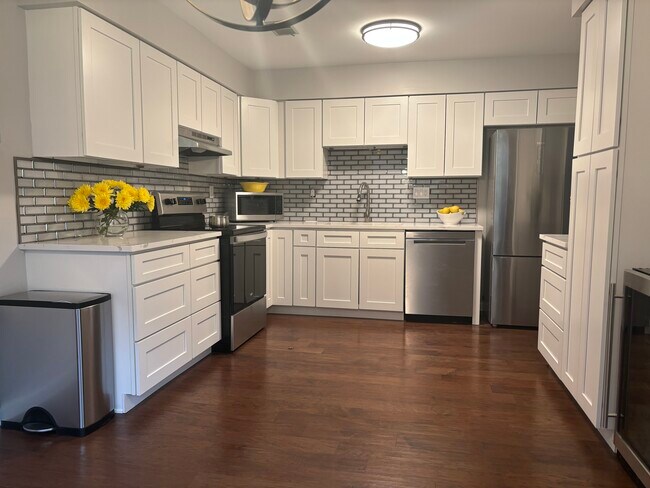 Building Photo - 2563B Pheasant Run