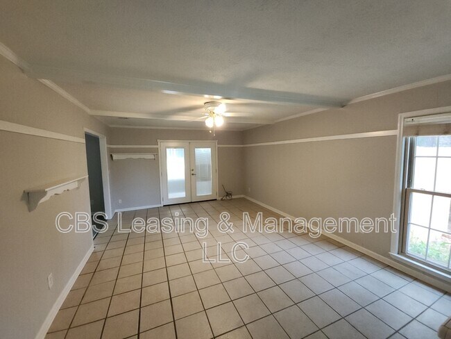 Building Photo - 5005 Hearthstone Dr