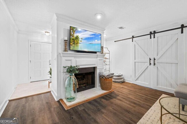 Foto del edificio - 55 St Claire Ln NE