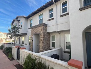 Building Photo - 4137 Rio Azul Way