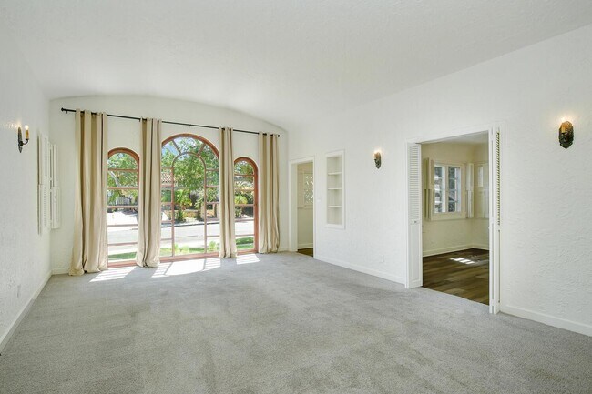 Foto del edificio - 3326 Freeman St