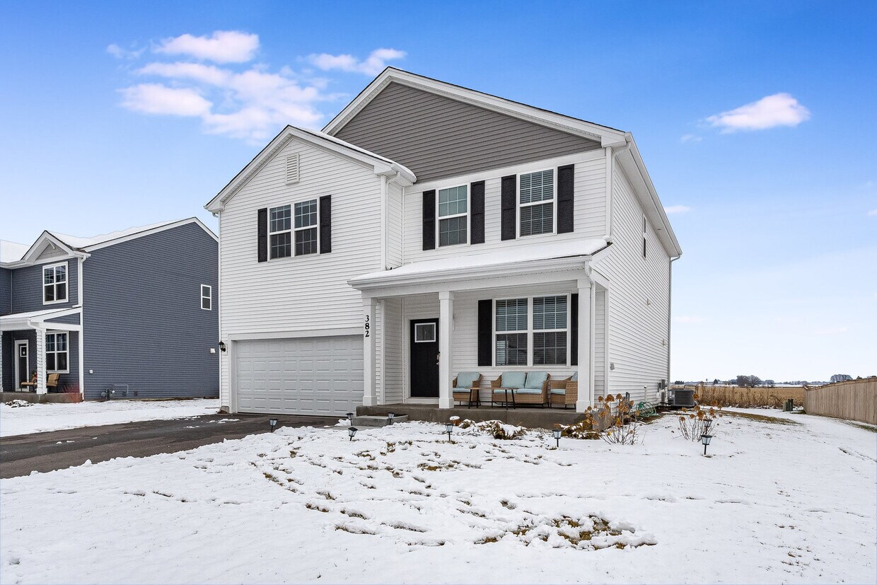 382 Hemlock Ln, Oswego, IL 60543 House Rental in Oswego, IL