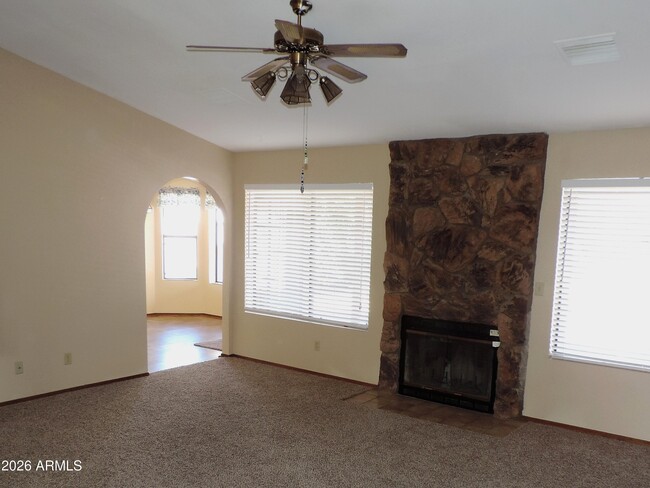 Building Photo - 3125 S Nichols Dr