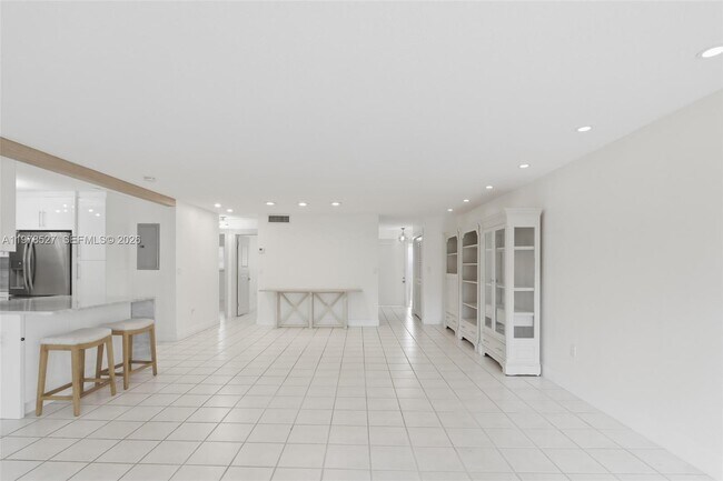 Foto del edificio - 8105 SW 81st Ct