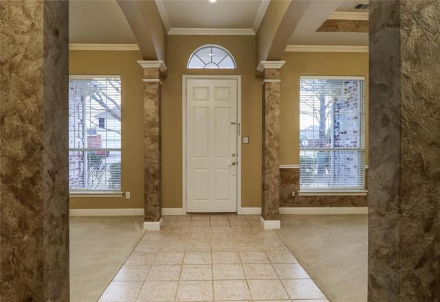 Foto del edificio - 717 Summerfield Dr