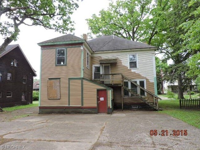 Foto del edificio - 260 N Heights Ave