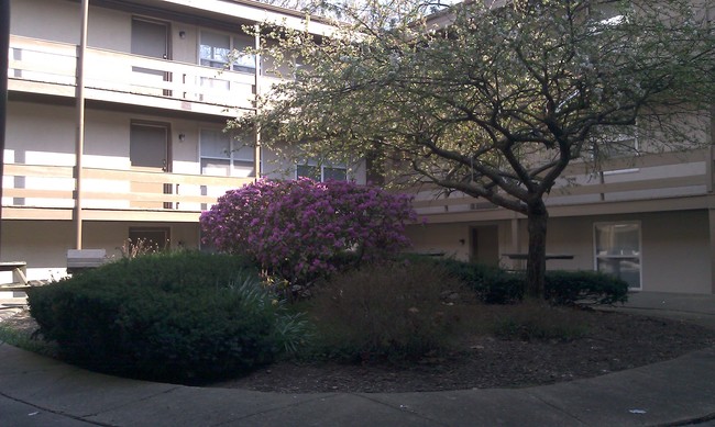 Building Photo - Landis OSU Campus Apartments