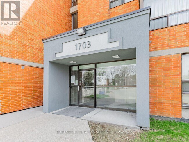 Photo du bâtiment - 1703 McCowan Rd