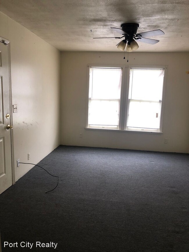 Building Photo - 2 br, 1 bath House - 5018 Werner