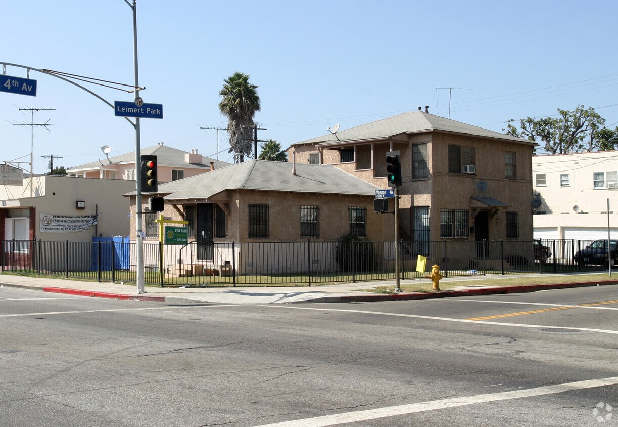 Primary Photo - 4351 4th Ave