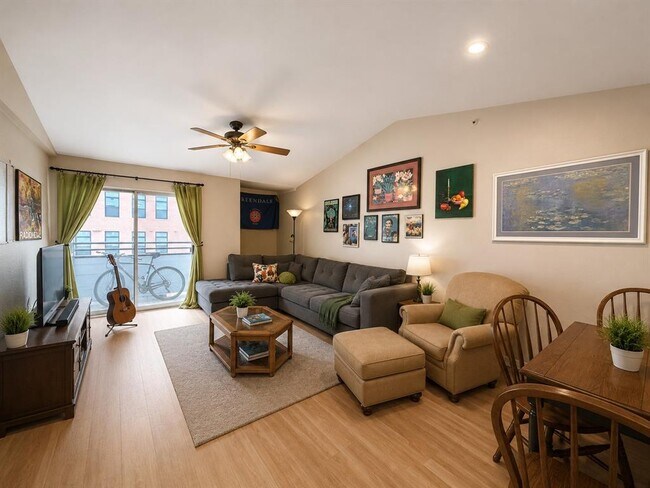Foto del edificio - 501 W 26th St