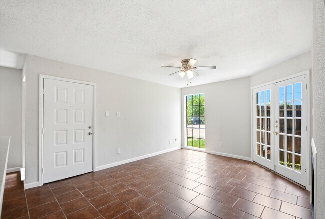 Foto del edificio - 12500 Sandpiper Dr