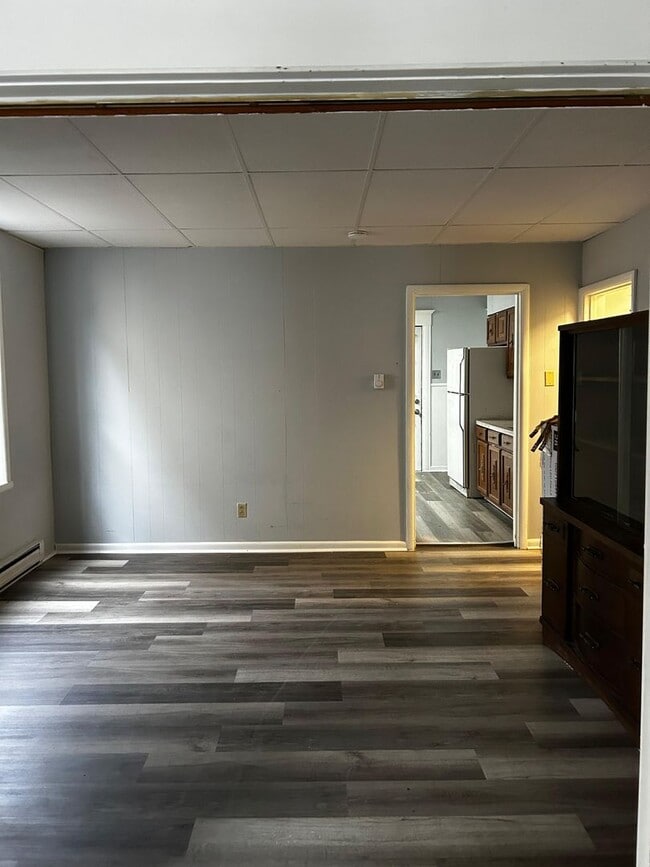 Foto del edificio - 418 N Main St