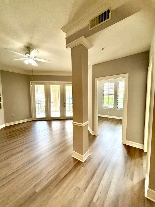 Building Photo - 509 Mirasol Cir