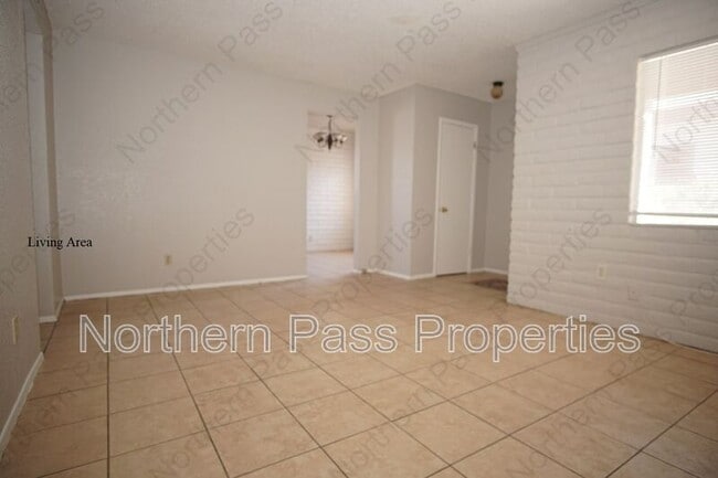 Building Photo - 11212 Wharf Cove Dr