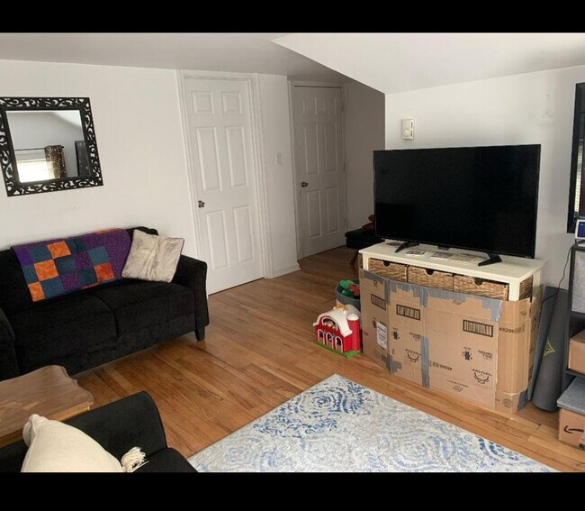 Foto del edificio - 30 Johnson Ave