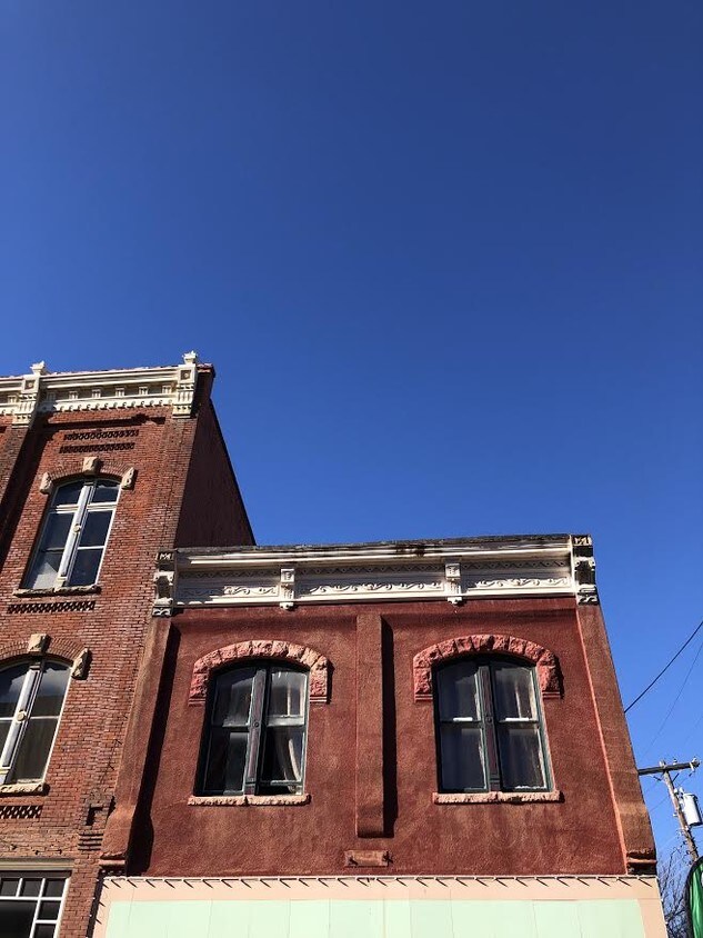 115 S 1st St, Guthrie, OK 73044 Townhome Rentals in Guthrie OK