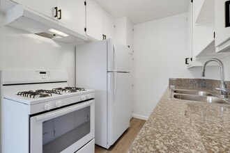 Interior Photo - 6407 10th Ave