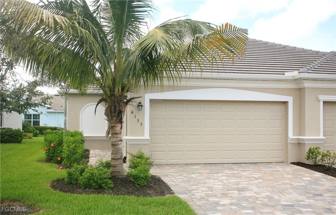 Foto principal - 4155 Bisque Ln