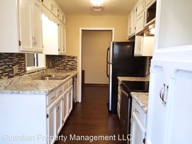 Building Photo - 4 br, 2 bath House - 626 Whittier