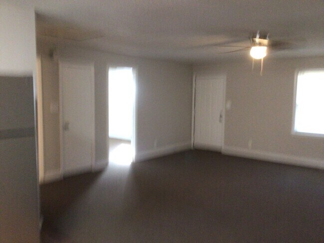 Building Photo - 2859 Adahi Dr