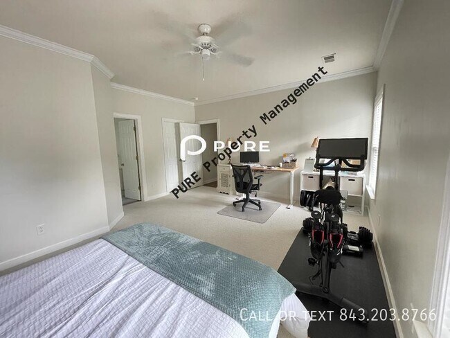 Foto del edificio - Stunning 2 BR Available NOW!
