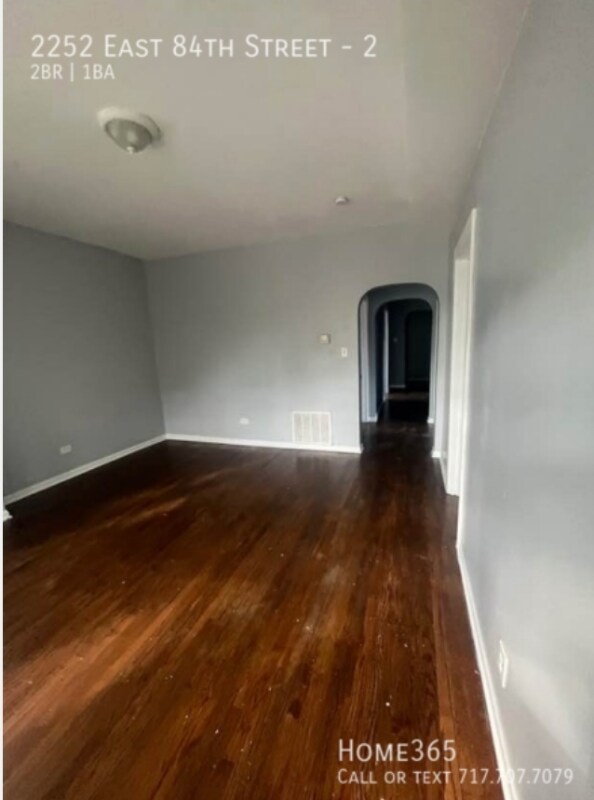 Building Photo - 2254 E 84th St
