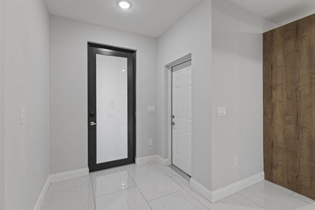 Building Photo - 2919 65th St W