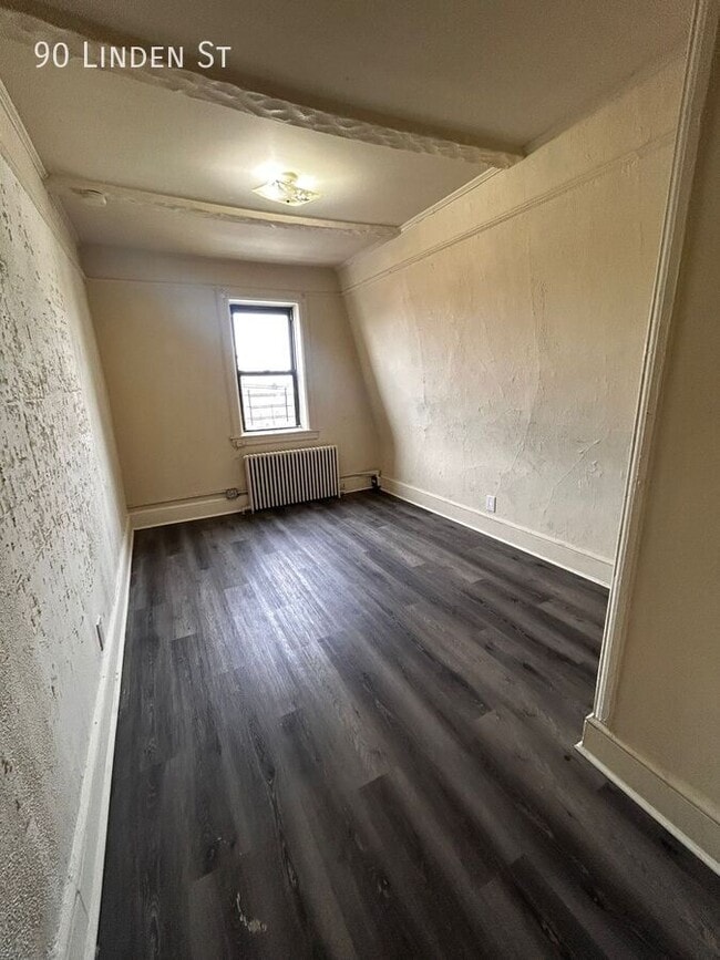 Photo - 90 Linden St Apartment