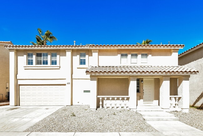 Building Photo - 2870 Aliso Dr