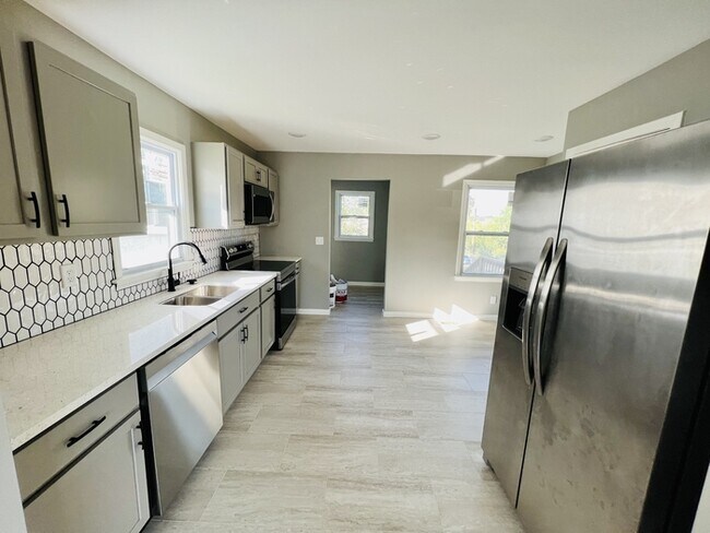 Foto del edificio - 115 Grandview Ave