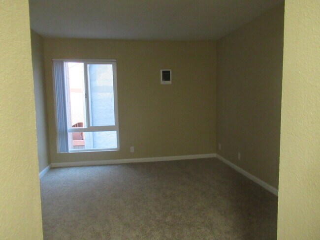 bedroom - 436 Dempsey Road