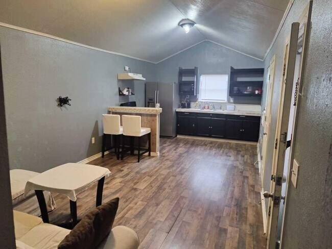 Building Photo - 5305 Rapido Rd