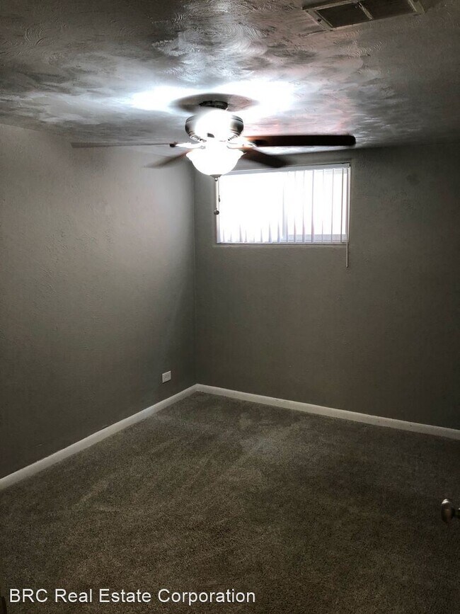 Foto del edificio - 2 br, 1 bath Apartment - 909 13th Street
