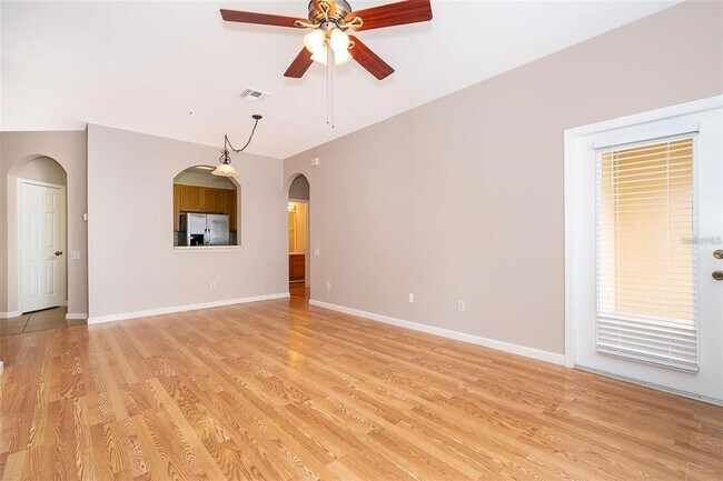 Building Photo - 6214 Stevenson Dr