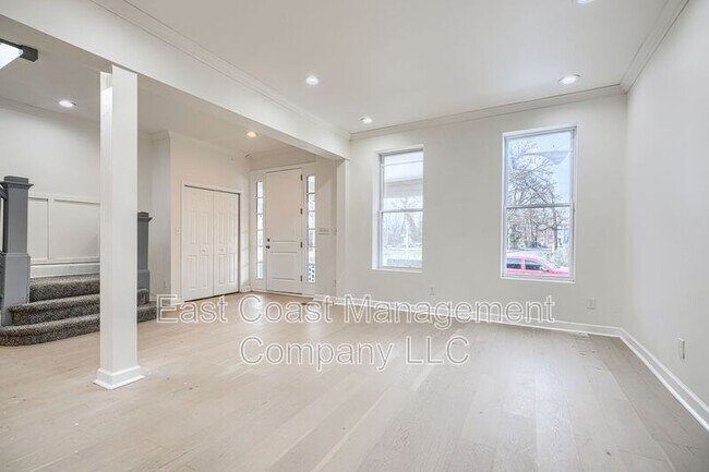 Building Photo - 2535 Shirley Ave