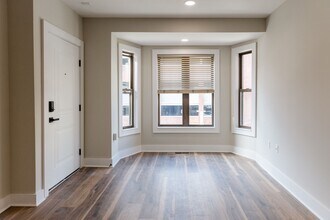 Building Photo - 501 Linden St