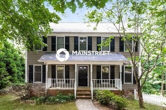 Building Photo - 7141 Avenbury Cir