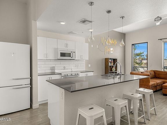 Photo - 1130 N 2nd St Apartment