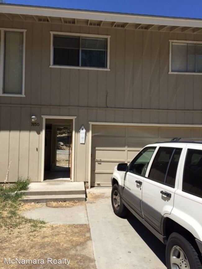Building Photo - 4 br, 2 bath House - 7650 Cristobal Avenue