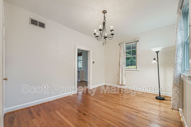 Foto del edificio - 6508 Banbury Rd